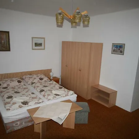 Apartamento V Proseči Prosec (Pardubice)